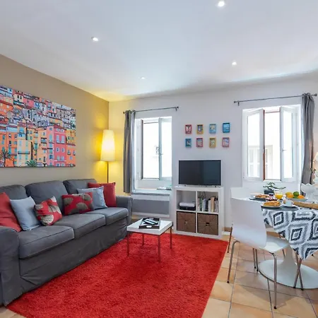8 Condamine - Stylish In Old Town - 2 Pieces - 300m De La Apartment *
