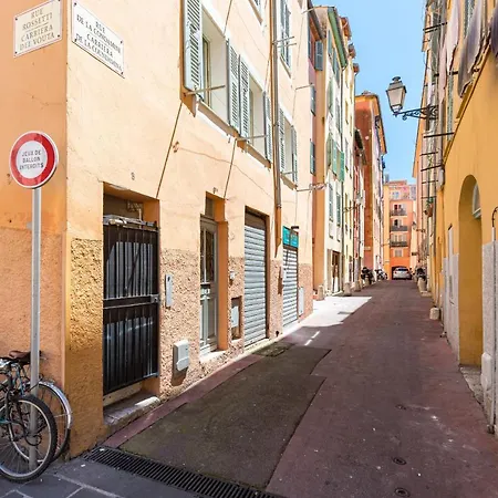 8 Condamine - Stylish In Old Town - 2 Pieces - 300m De La * ניס